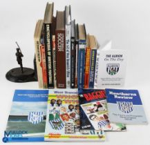 Collection of football books to include Encyclopaedia of British Football (1974 HB), Sun Soccer