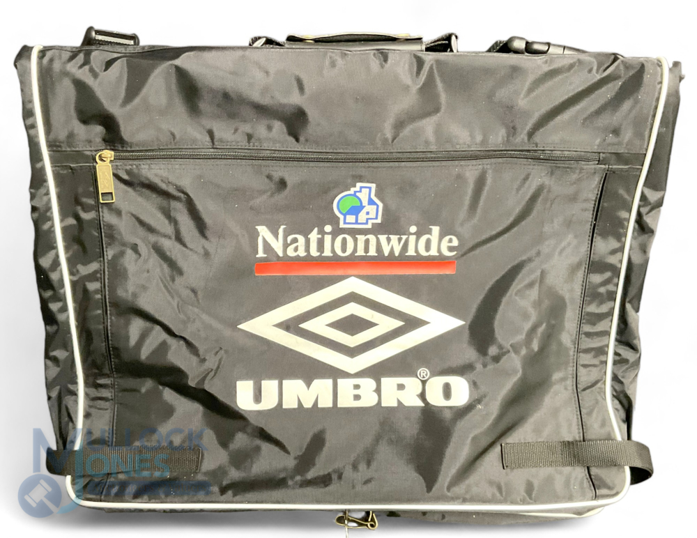 Alan Shearer Newcastle United Players Official Umbro Travel Case black and white with Nationwide - Bild 2 aus 2