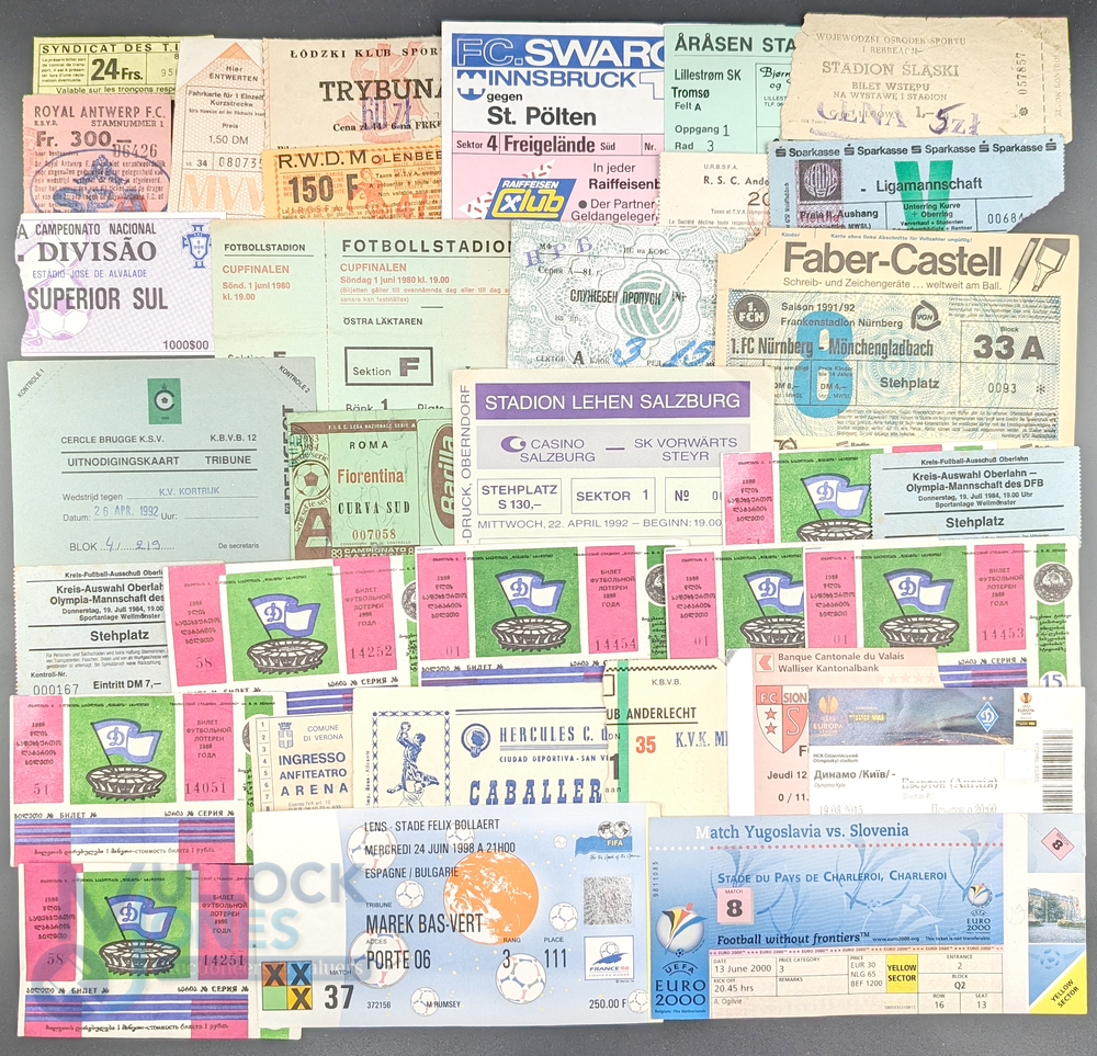 1960-2000 World Football Tickets: most unidentified, to include Moscoe Dynamo 1989, Spain v