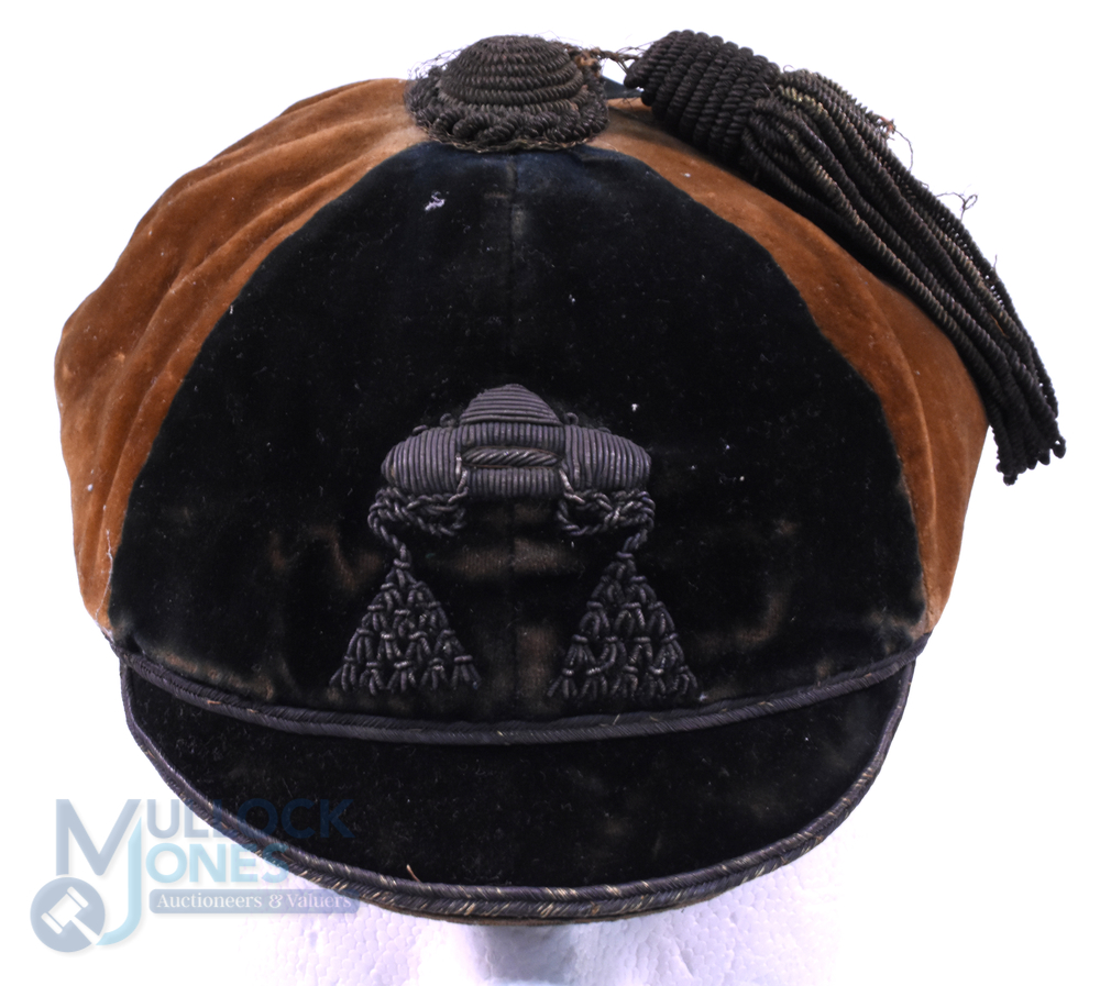 c1900 Christ Church Oxford (?) Velvet Rugby Honours Cap: Oxford maker for this black and brown 6- - Image 2 of 3