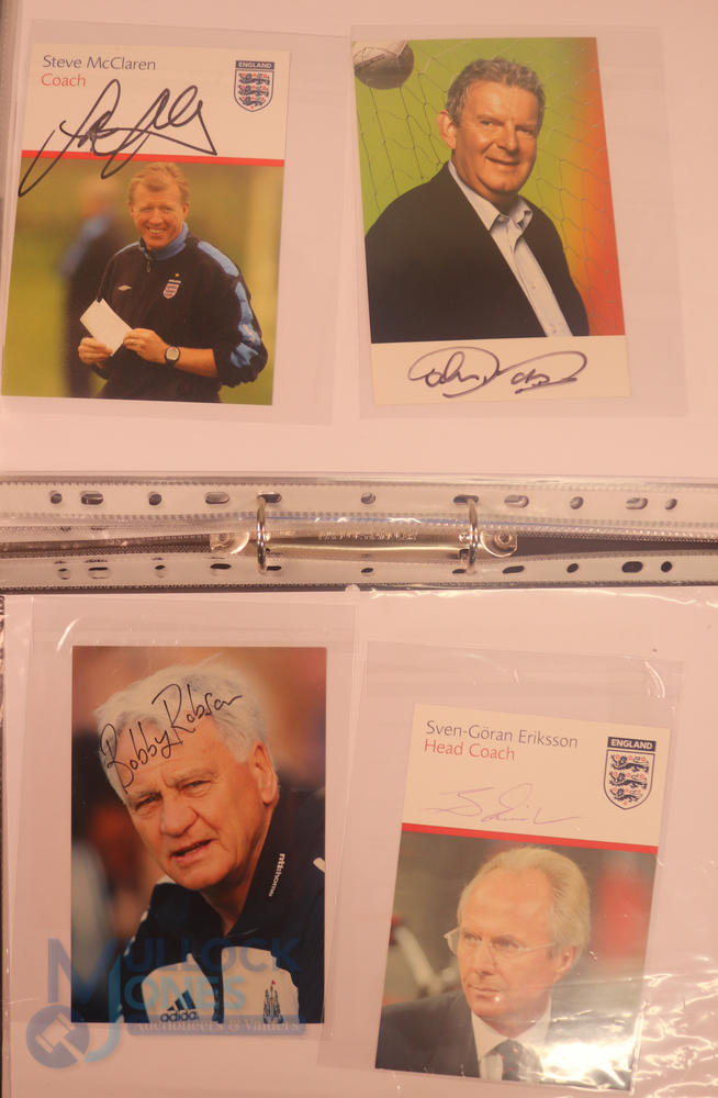 Collection of football memorabilia to include Topps Match Attax trading cards 2008/09 185 cards in - Image 11 of 14