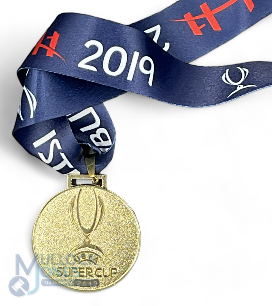 2019 UEFA Super Cup Medal with blue neck ribbon - Image 2 of 2