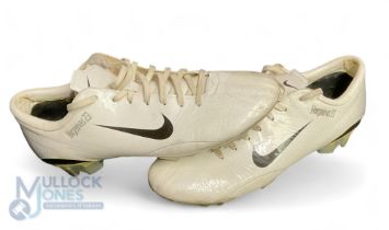 No 23 Bayern Munich Owen Hargreaves Nike player worn boots with moulded studs having his name and