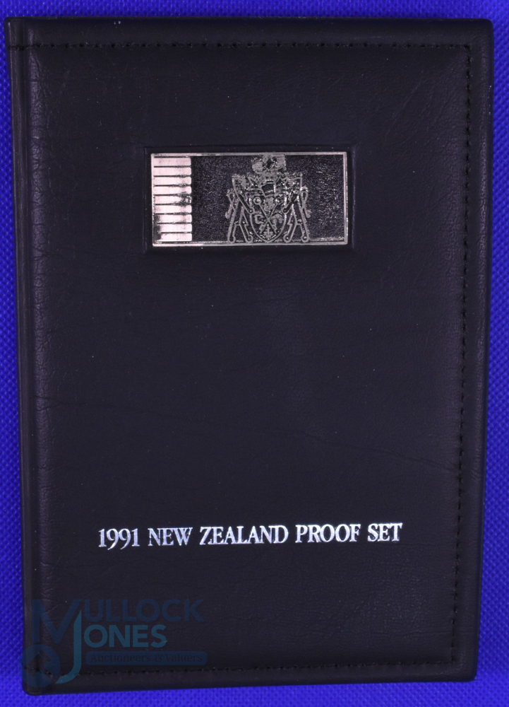 1991 RWC New Zealand Proof Coins Set inc $5 Rugby Coin: Mint set, sealed in Perspex, the super Rugby - Image 3 of 3