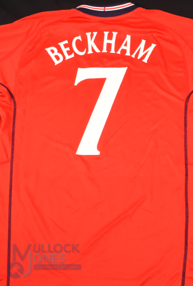 26th May 2002 England v Cameroon No 7 Beckham short sleeve Shirt (XL) signed and dedicated to - Bild 2 aus 2