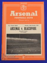 1953 Charity Shield Arsenal v Blackpool match programme 12 October 1953; good. (1)
