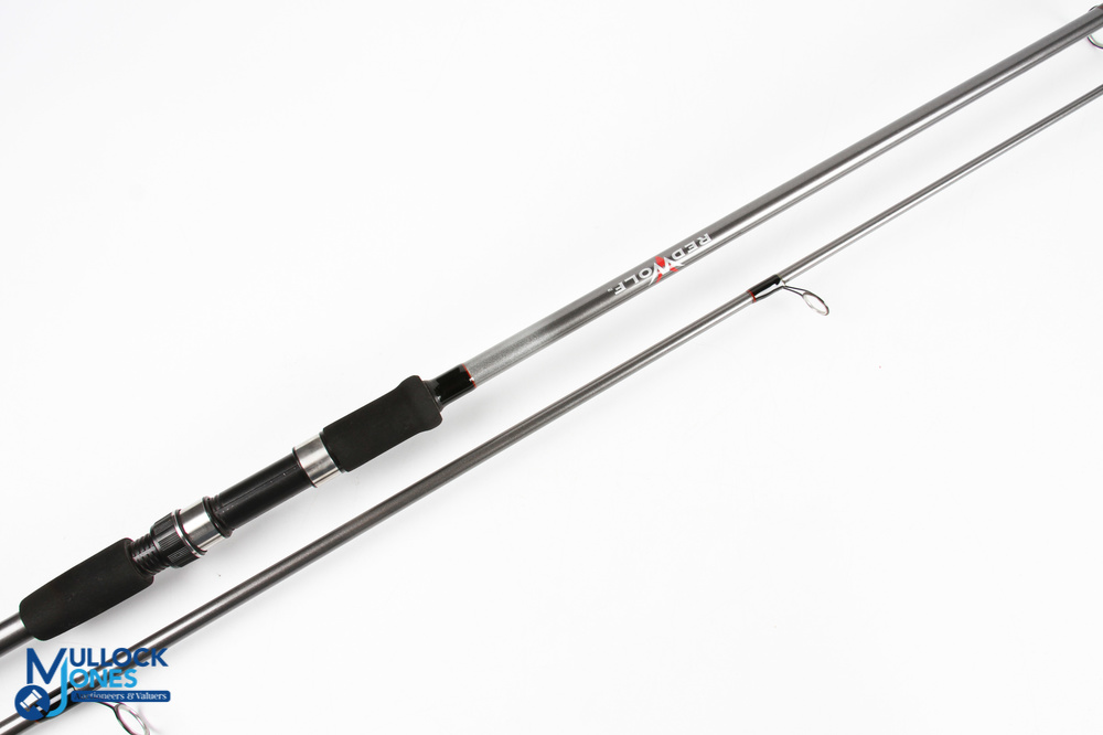 Red Wolf RWCP 11-2014 carbon carp rod - 11’ 2pc, composite hand grips, down locking reel seats,