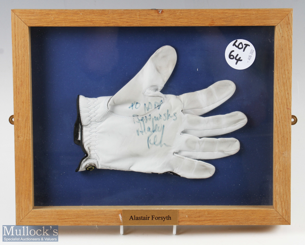 Signed Golf Glove multi signed by players and officials, with noted names of Bryan Morris, Steve - Image 2 of 2