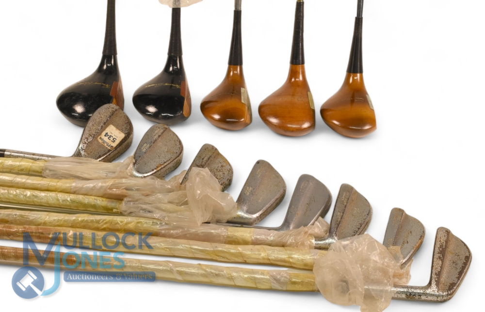 Selection of Steel shafted Golf Clubs (23) features a mixture of 16x Various Irons MacGregor Tommy - Image 4 of 4