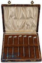 Early 20th century Silver Cocktail Stick Set, 6 cocktail sticks modelled as golf clubs, marked