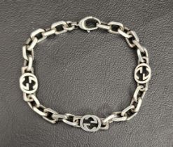 GUCCI SILVER INTERLOCKING G BRACELET approximately 19.5cm long and 19.6 grams