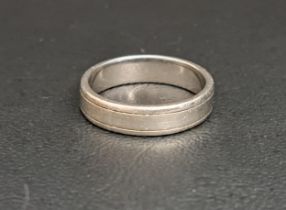 PLATINUM WEDDING BAND ring size P and approximately 7.9 grams