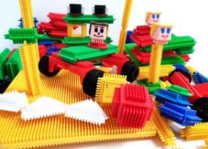 SELECTION OF STICKLE BRICKS of varying size and colour, together with a selection of plastic
