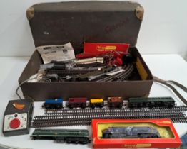 SELECTION OF TRI-ANG HORNBY including track, power unit, R.159 Double-Ended Diesel locomotive,