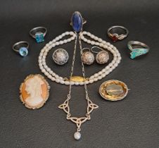 GOOD SELECTION OF SILVER AND SILVER MOUNTED JEWELLERY comprising a suite of bell orb jewellery -