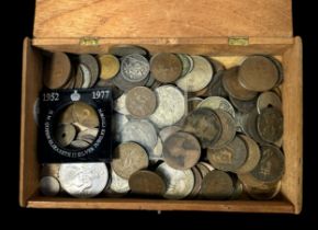 A small collection of assorted circulated GB and world coins, comprising 19th Century examples and a