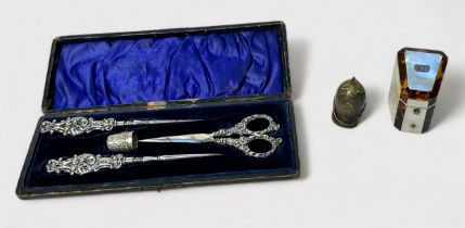 A 19th century mother of pearl and tortoiseshell sewing needle box, modelled as a Georgian knife