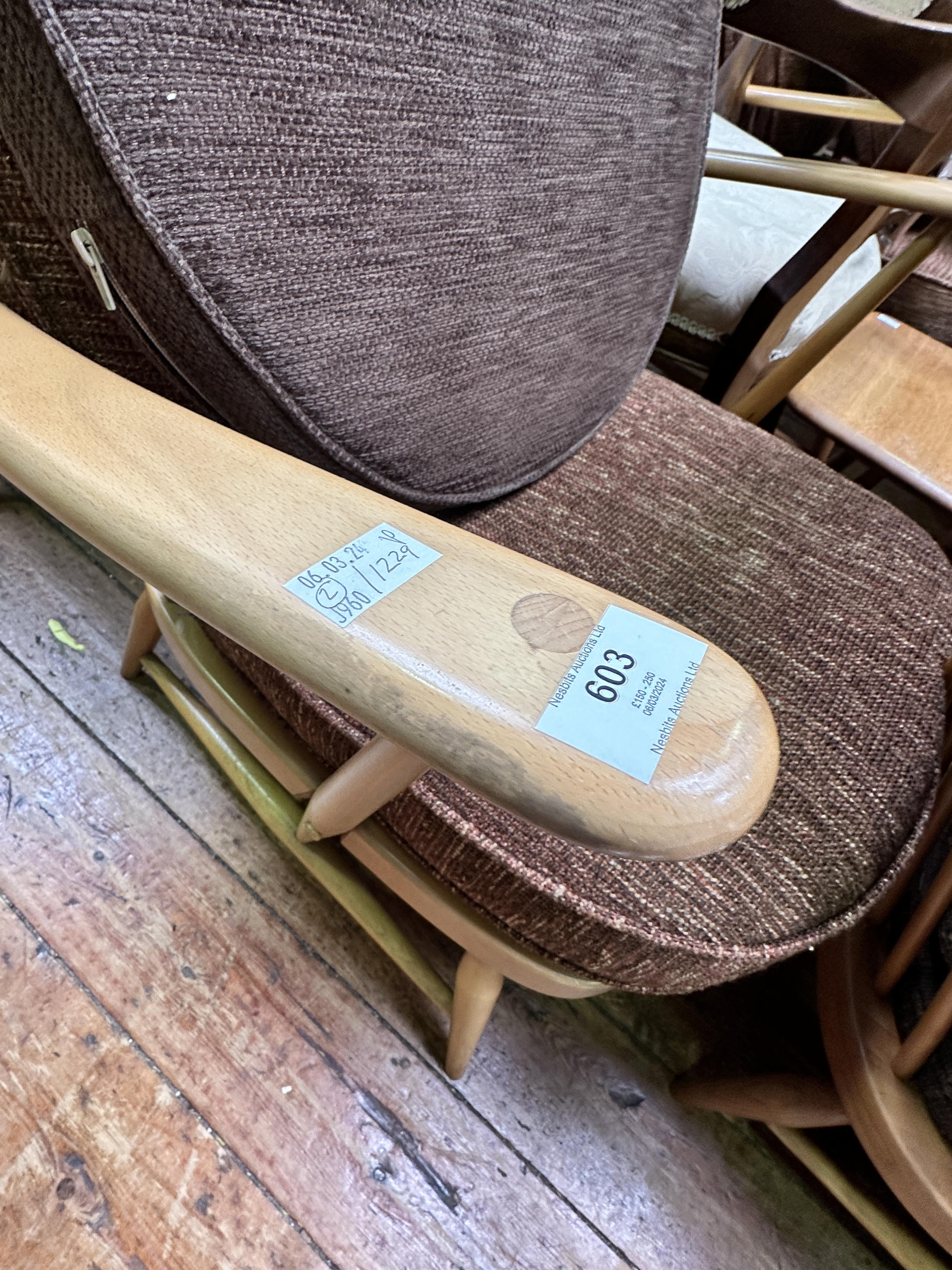 Lucian Ercolani - Ercol - A pair of beech and elm Ercol armchairs / easy chairs, model 334, each - Image 2 of 5