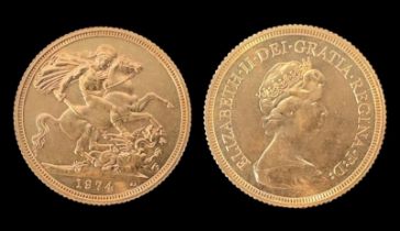 A 1974 gold sovereign, obv Arnold Machin bust of ERII, rev St Geo. & Drgn, 8.00g