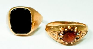 Two 9ct yellow gold gents dress rings, one with square topped black onyx stone, the other set with a