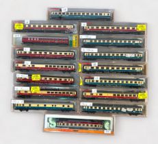 A collection of sixteen various ‘N’ gauge model railway passenger coaches, comprising,