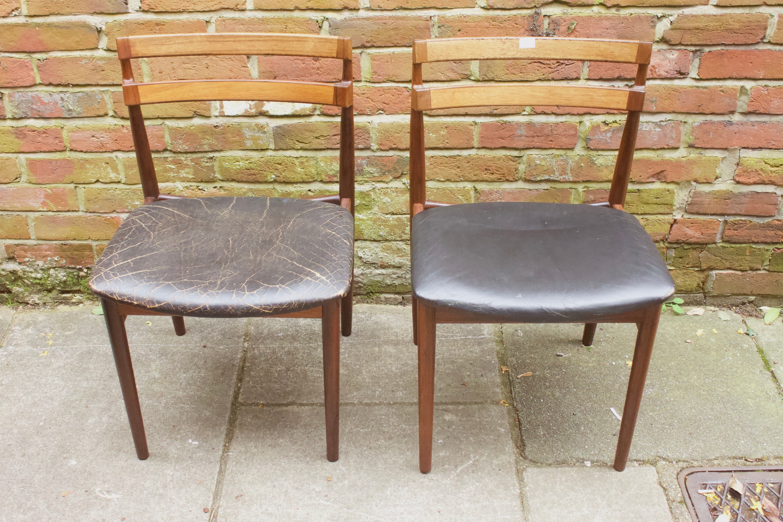 A Danish Rosewood dining table by Sibast, and four rosewood chairs designed by Børge Mogensen/ - Image 3 of 6