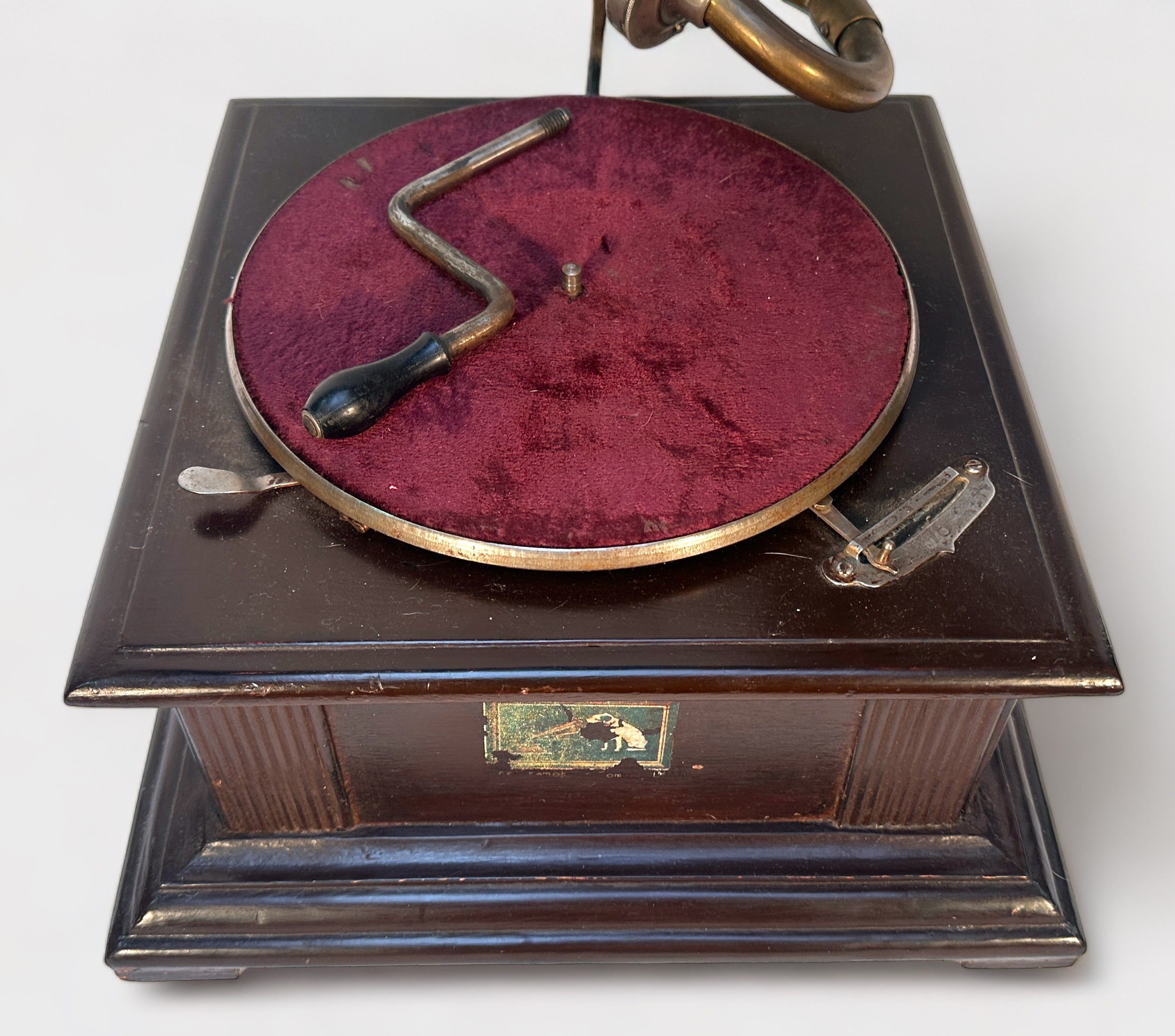 A stained wooden His Masters Voice gramophone, with brass horn, together with eight Elvis Presley 78 - Image 3 of 4
