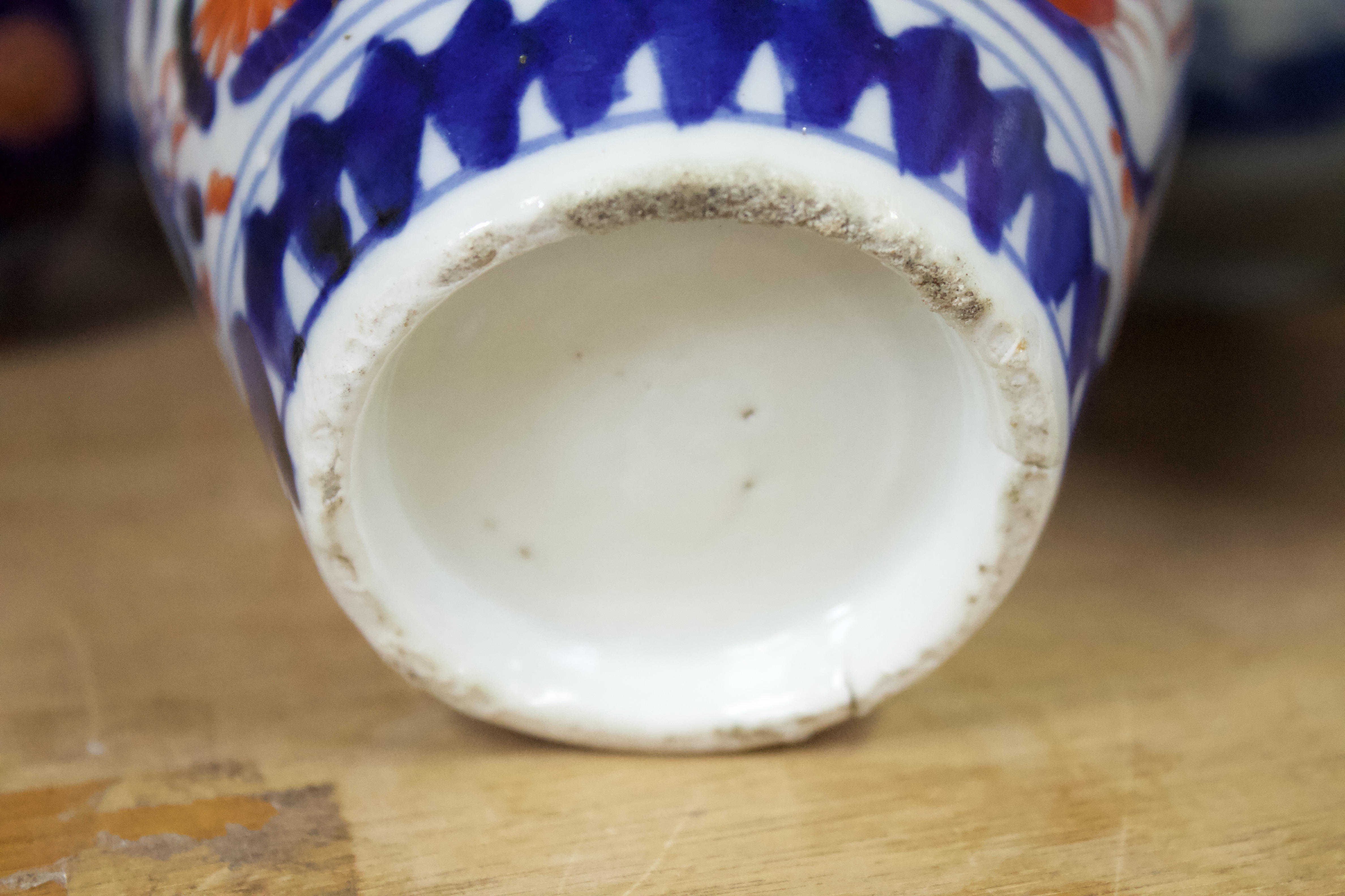 A collection of assorted Oriental and Oriental style ceramics including a Chinese blue and white tea - Image 6 of 9