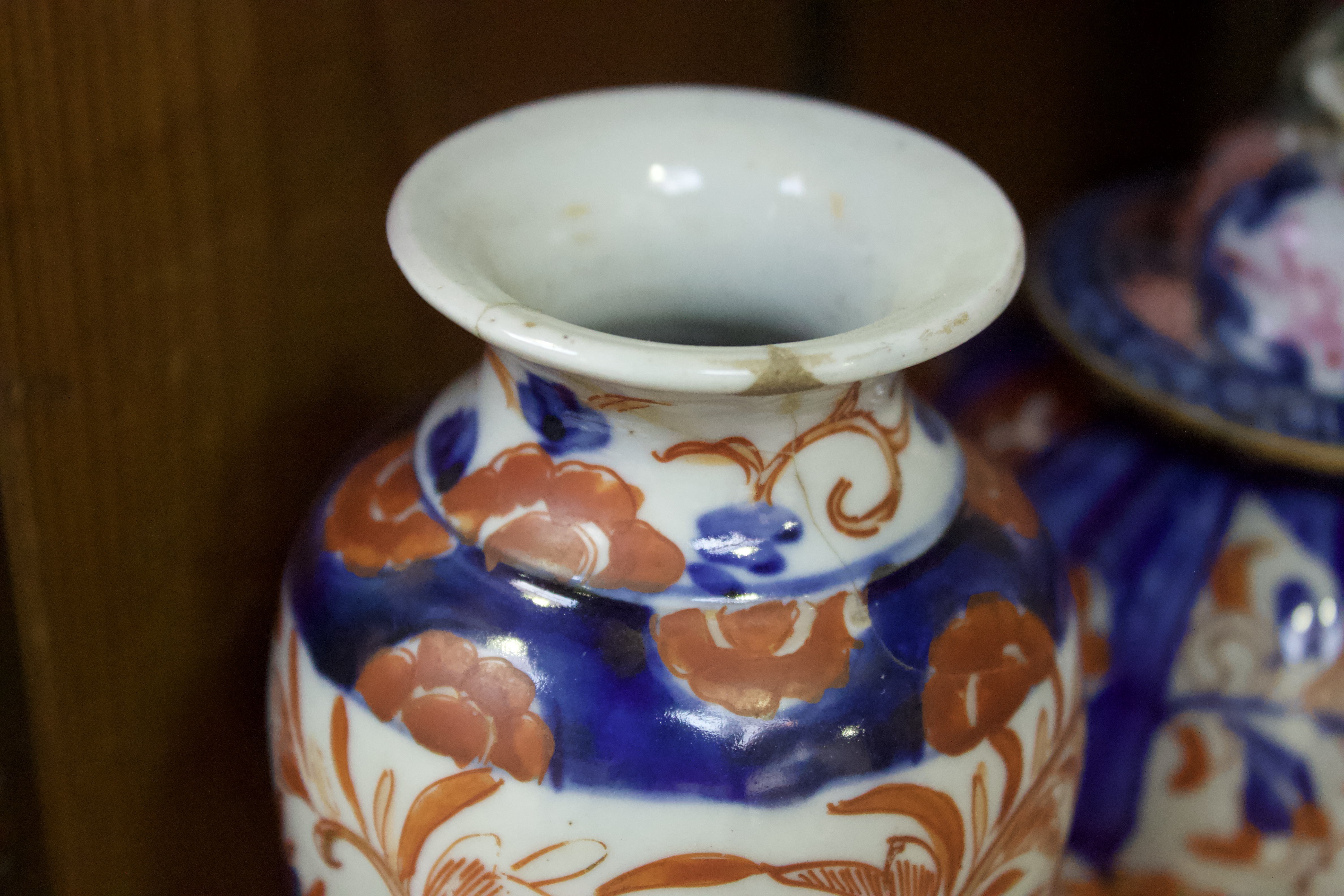 A collection of assorted Oriental and Oriental style ceramics including a Chinese blue and white tea - Image 5 of 9