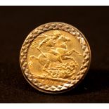 An Edward VII 1903 22ct gold full Sovereign, in 9ct gold ring mount, gross weight approximately 12g