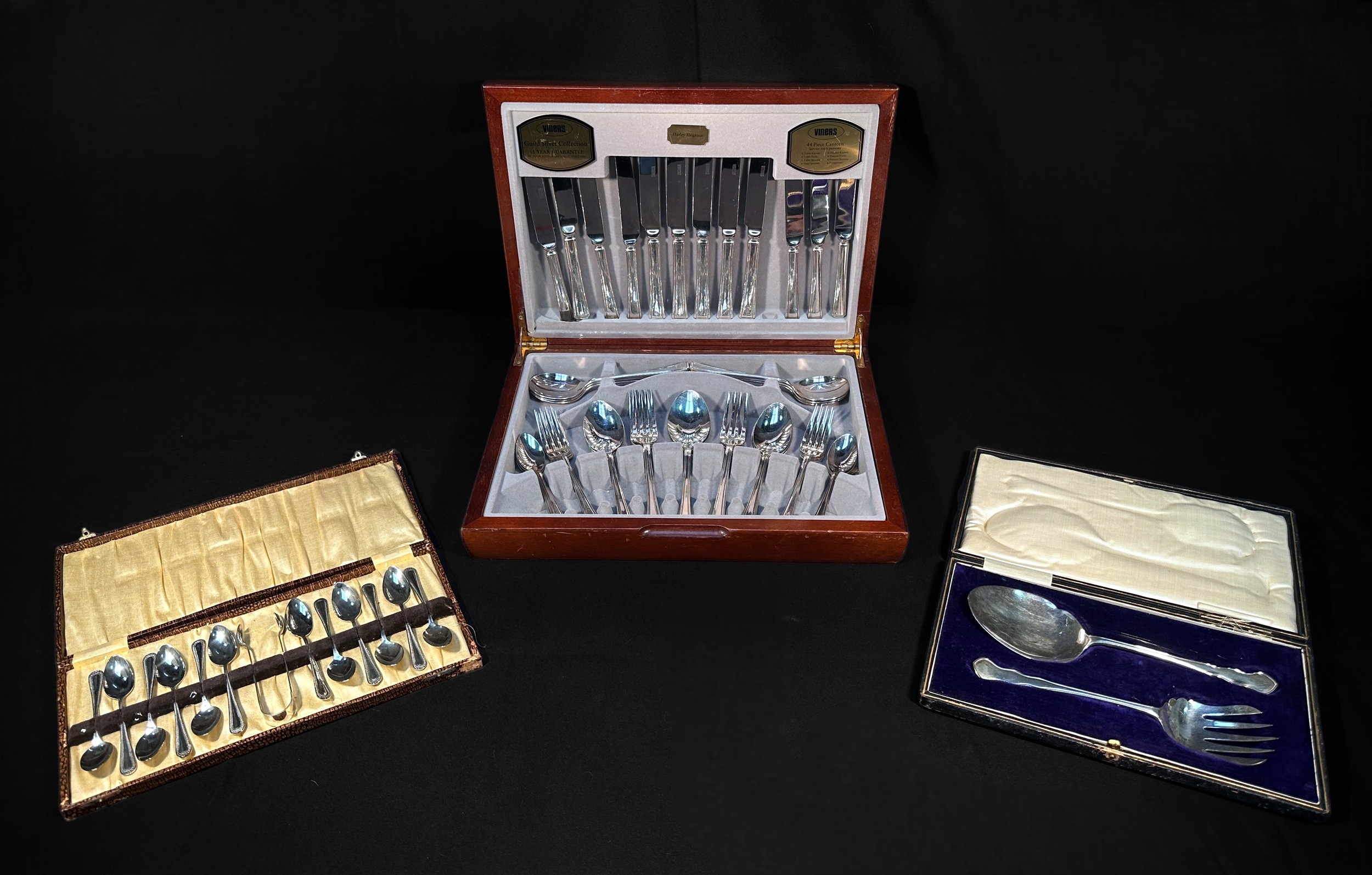 A Viners 44-piece canteen of silver-plated ‘Harley Elegance’ pattern cutlery, serves six, together - Image 3 of 5