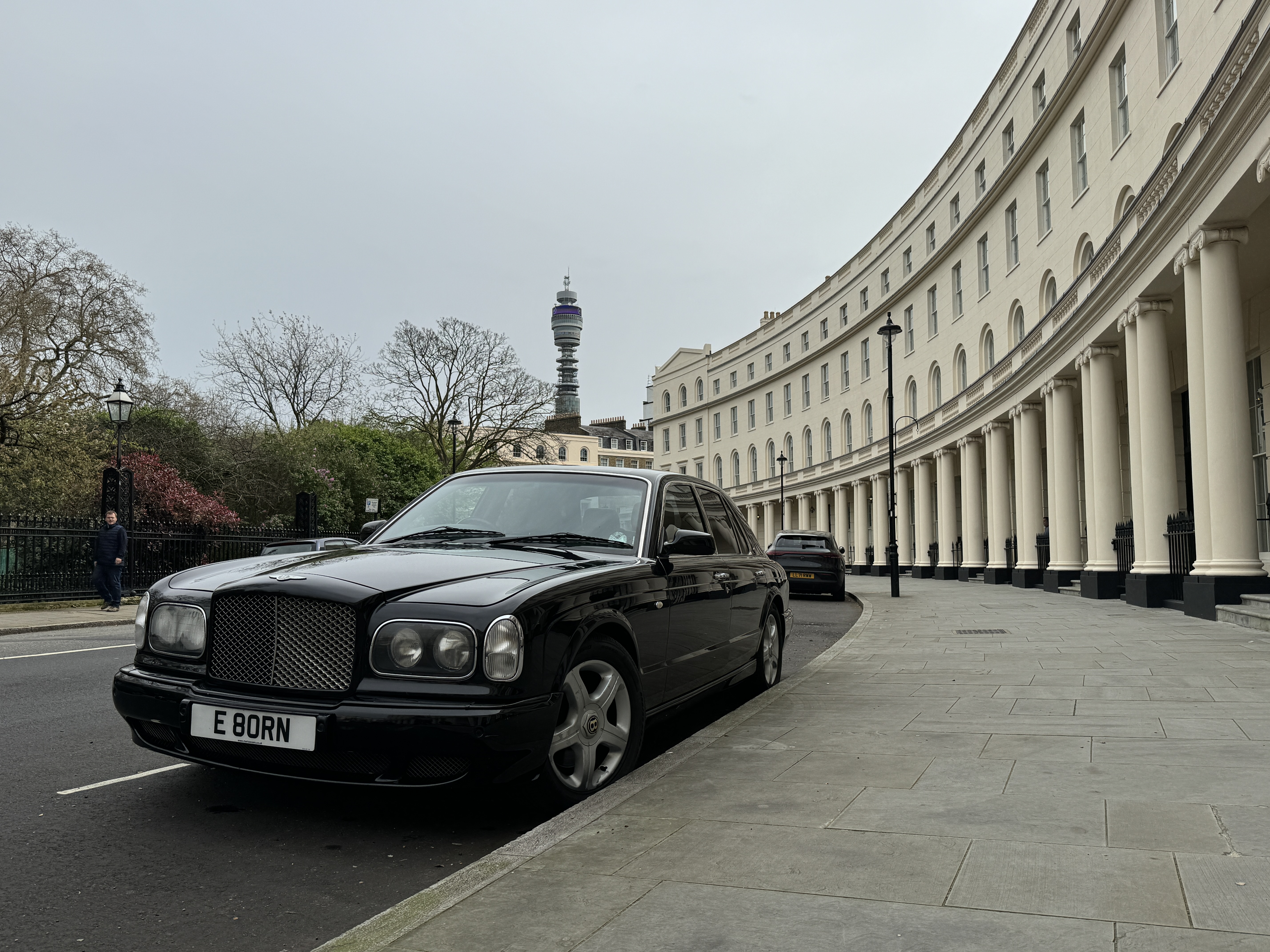 Bentley Arnage R, 6750cc V8 Twin Turbo, Black coachwork with matching black leather upholstery and - Image 74 of 78