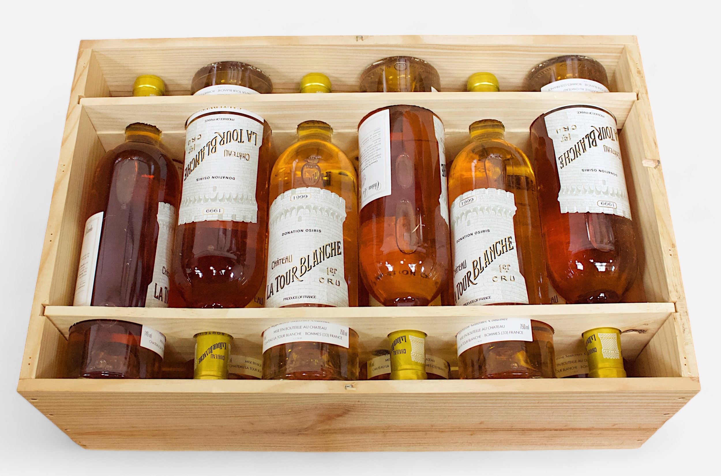 A case of 12 bottles of Chateau La Tour Blanche Sauternes, 1999 vintage, 1er grand, Cru Classe, in - Bild 2 aus 2