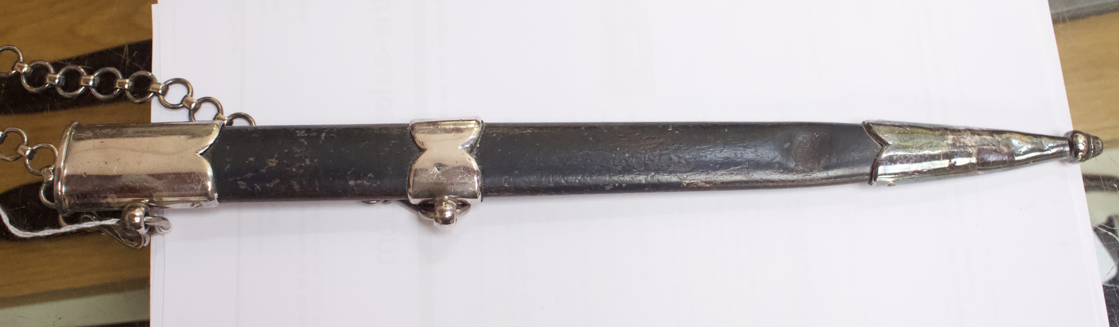 A First Pattern Luftwaffe Ceremonial Dagger, with scabbard and hanger chain, blade flat engraved - Image 10 of 11