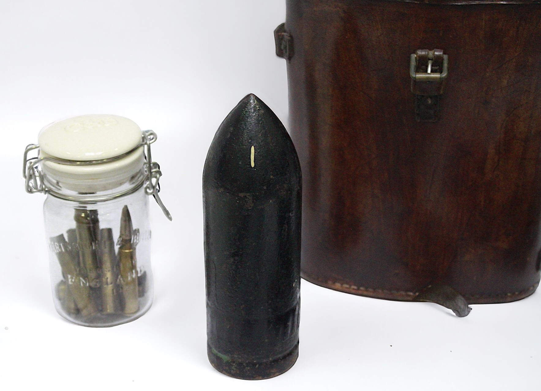 A collection of assorted WWII collectables, comprising a pair of Bino-Prism No. 5 Mk.IV - Image 4 of 4