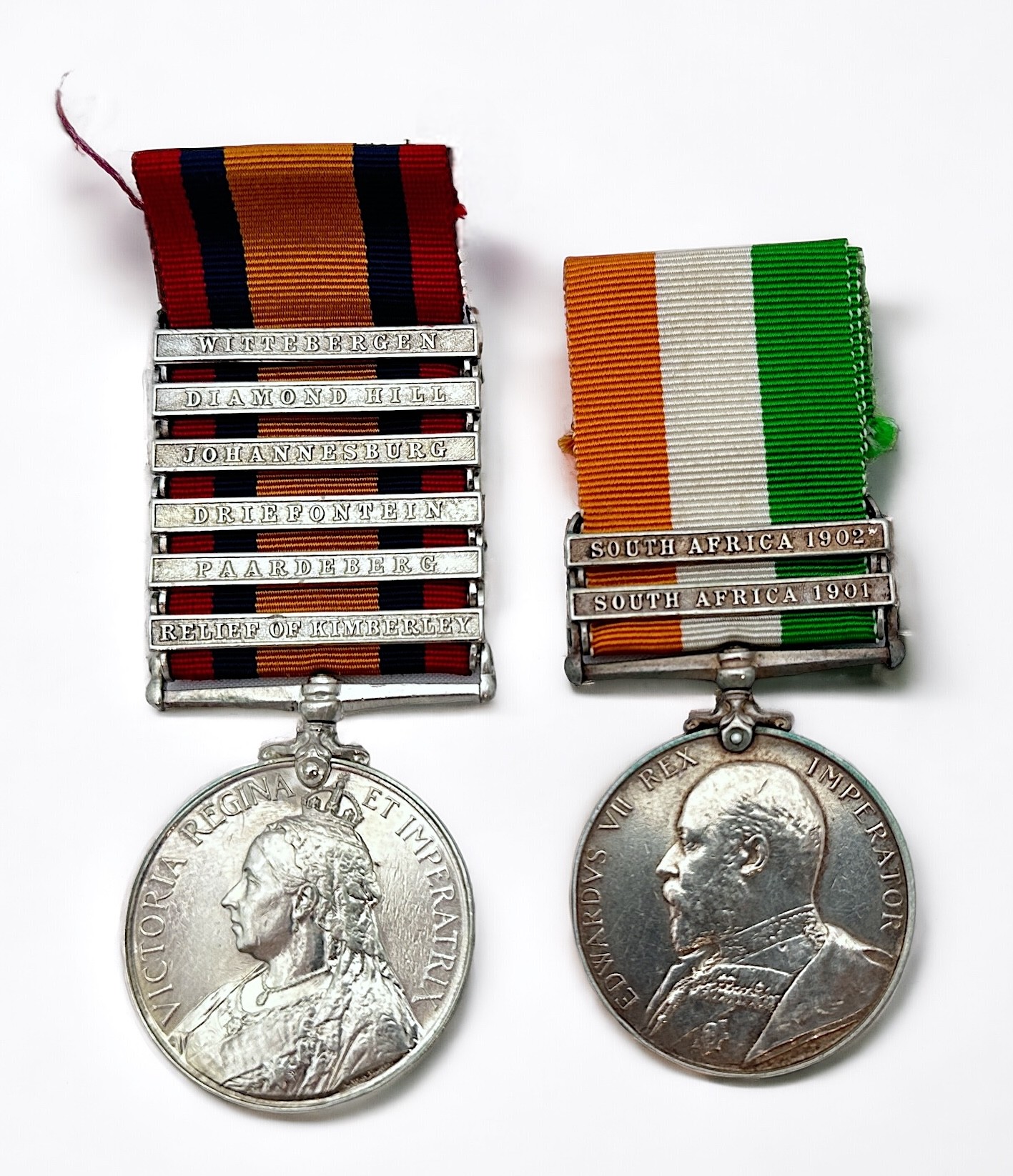 A Queen's South Africa Medal with Six Clasps comprising Relief of Kimberley, Paardeberg,