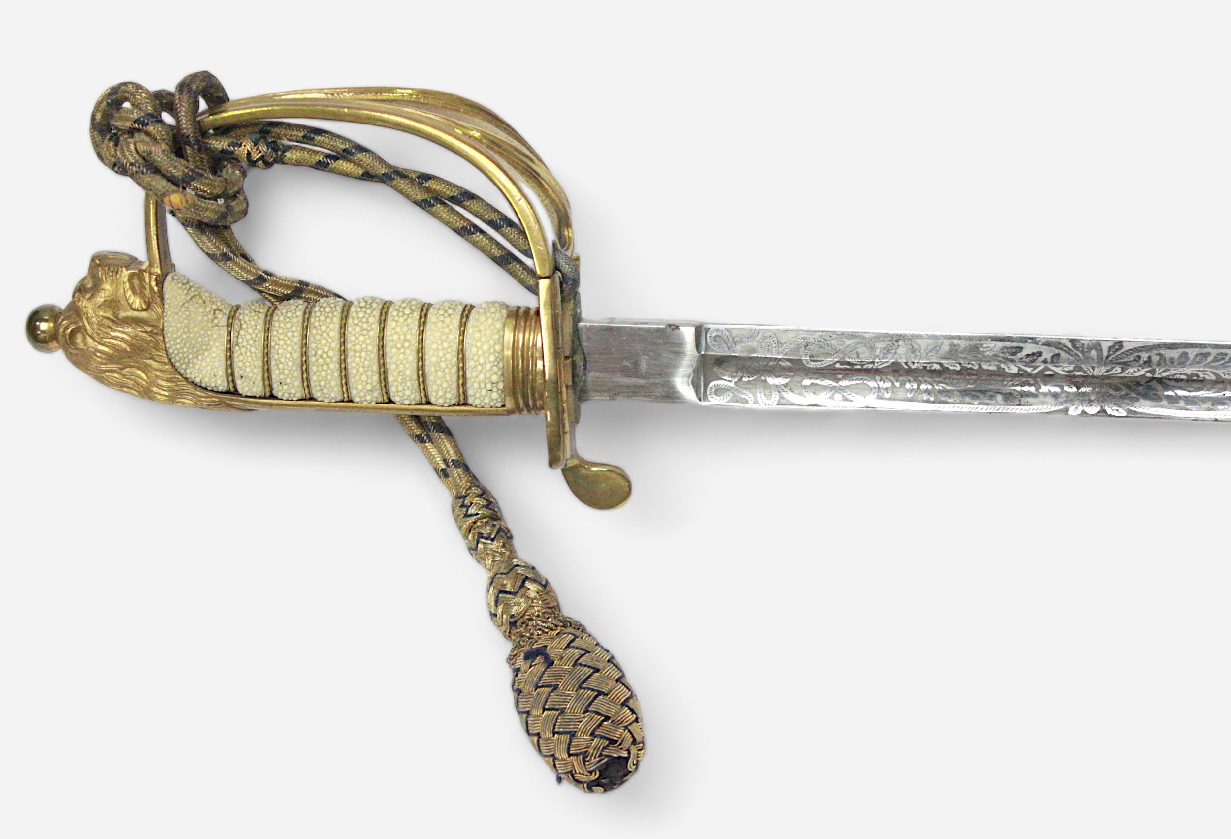 A British Naval Sword, c1900-1910 Pattern, with 31.5-inch/80cm long single-edged blade with 2/3 - Bild 2 aus 3