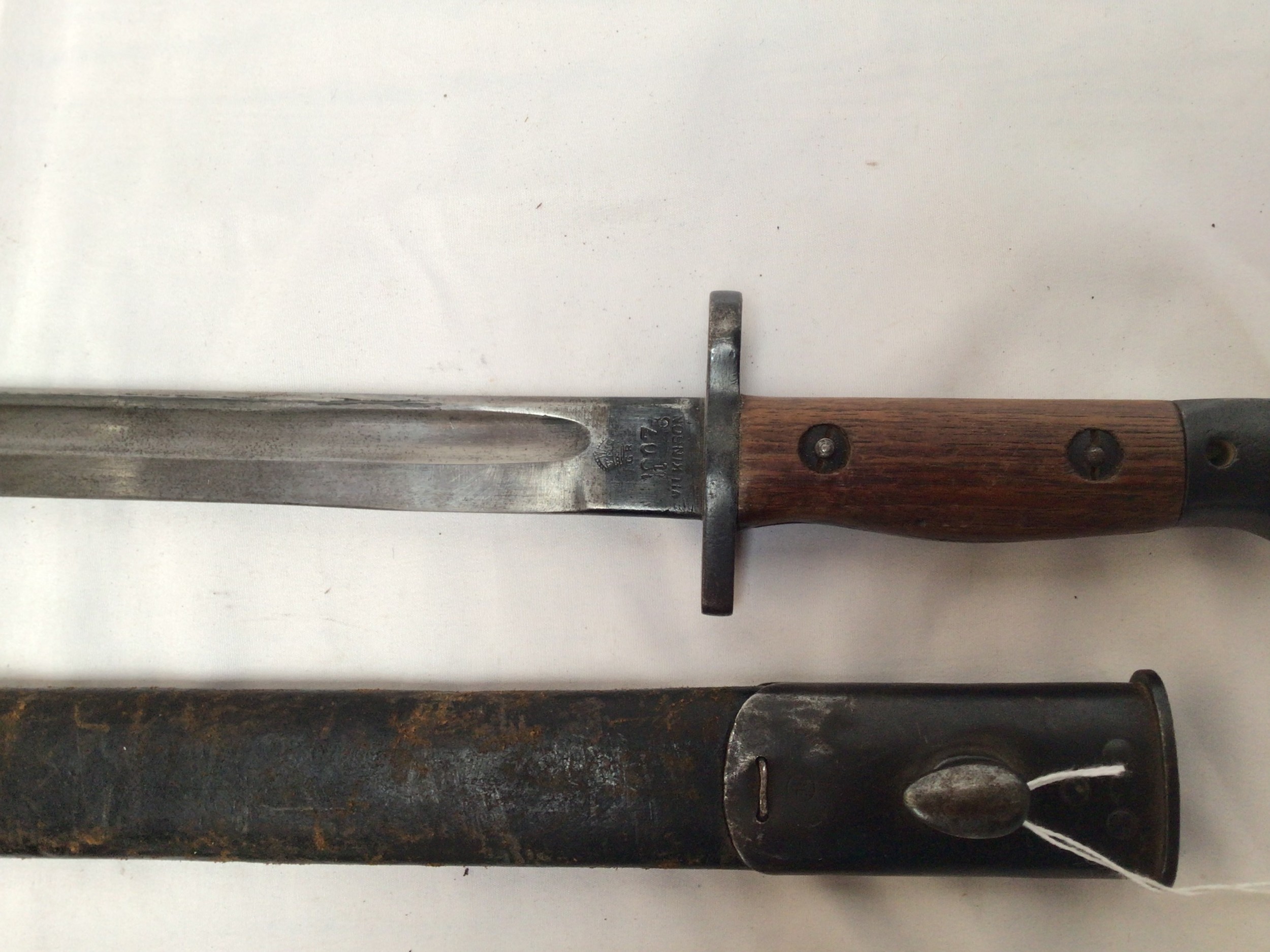 An SMLE Enfield 1913 Pattern bayonet, 17-inch single edged steel blade with fuller, ricasso - Image 3 of 3