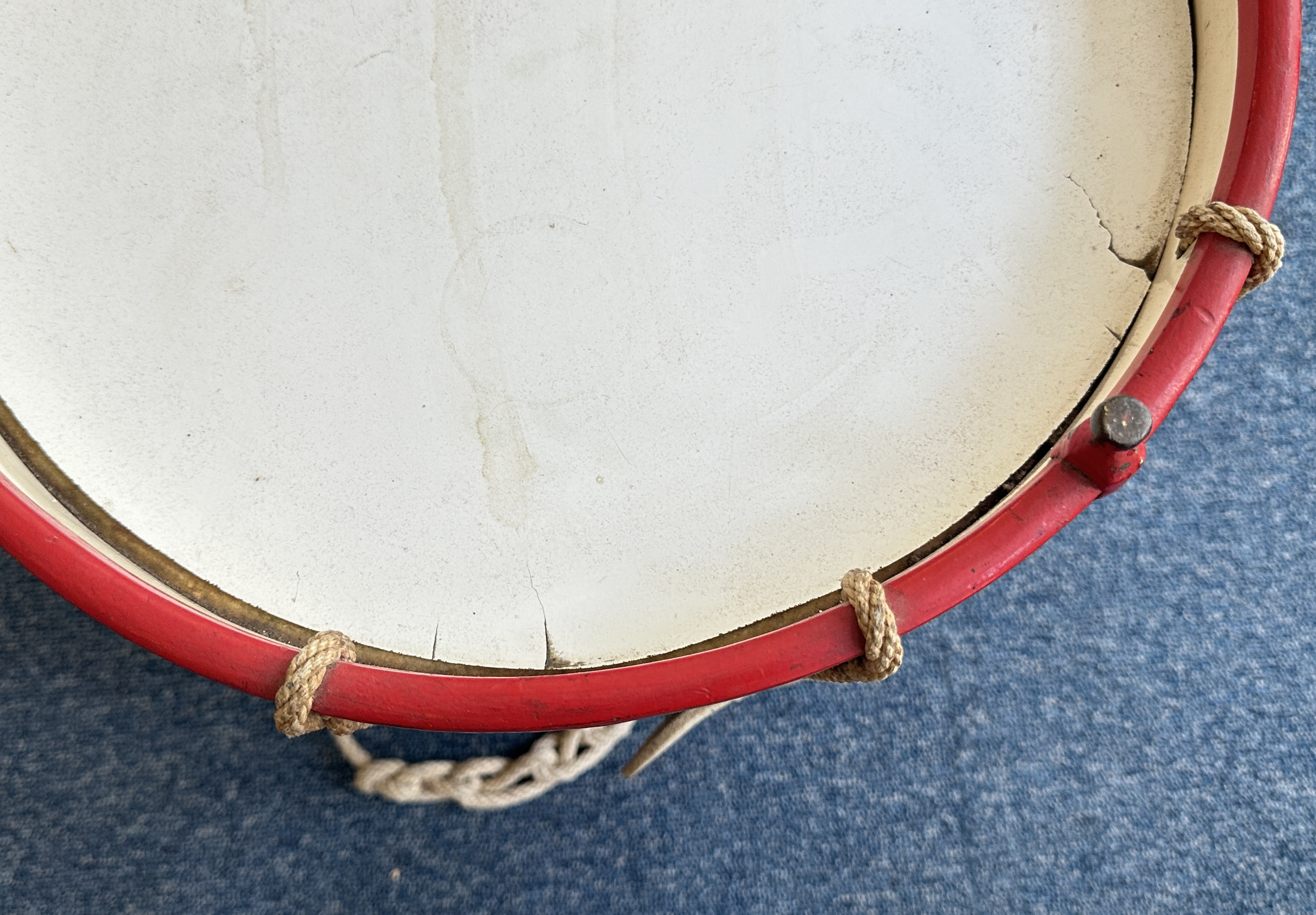 A 20th century Regimental Side Drum for the 1st Battalion Grenadier Guards and painted with Royal - Image 7 of 7