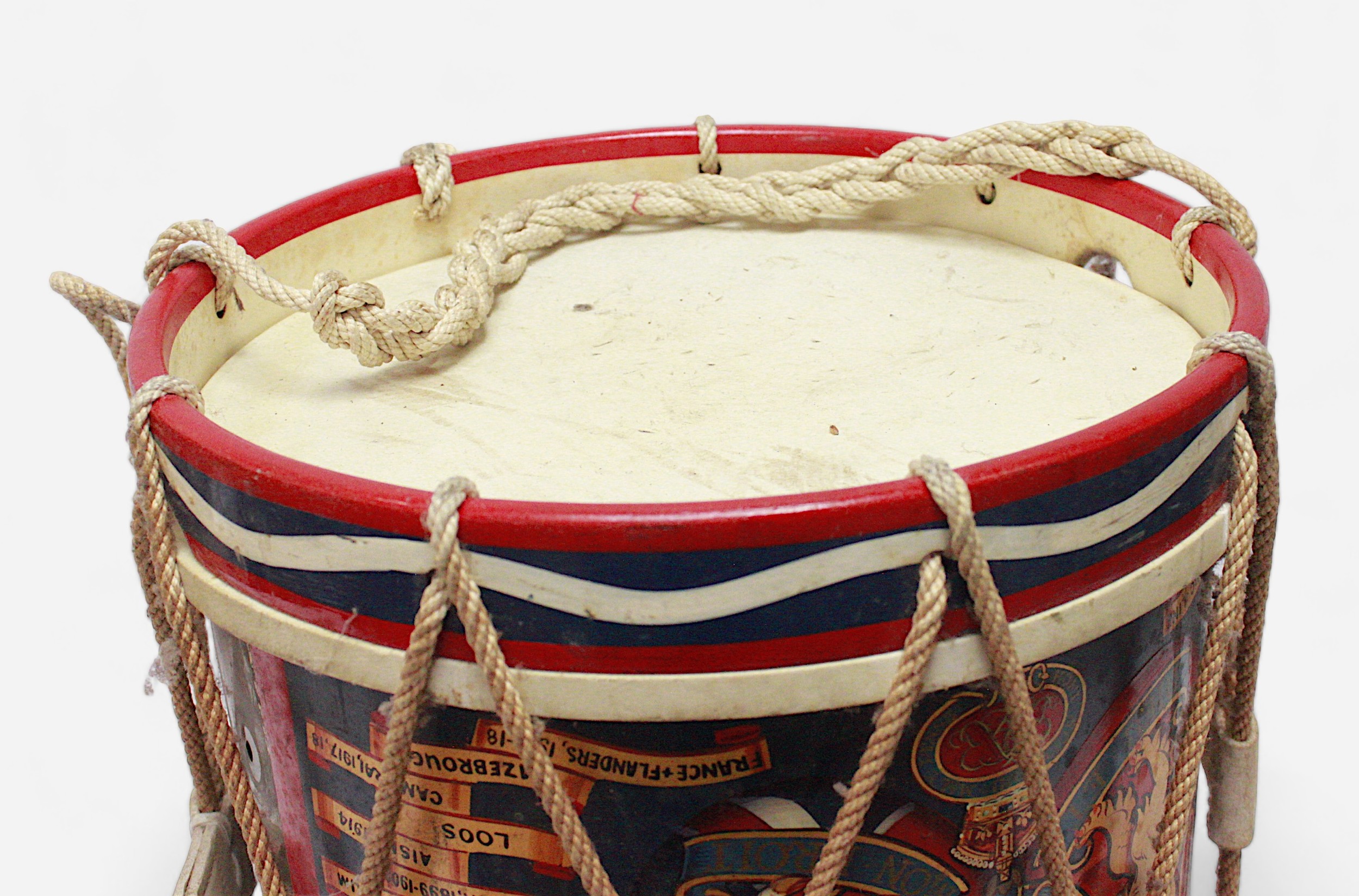 A 20th century Regimental Side Drum for the 1st Battalion Grenadier Guards and painted with Royal - Bild 3 aus 7