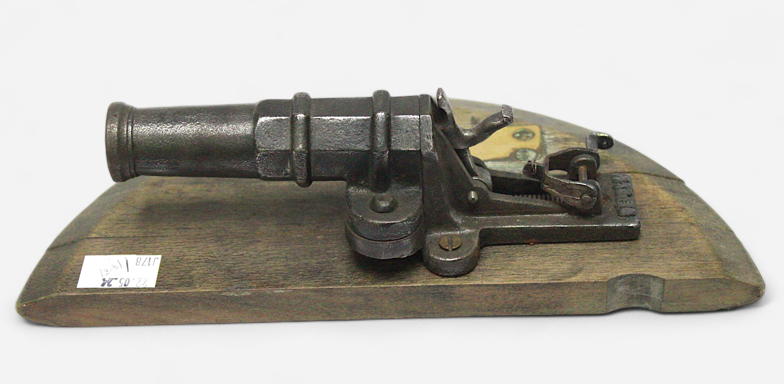 A Victorian gamekeepers poachers Alarm, miniature iron cannon, presented as a memento of service, - Image 3 of 3