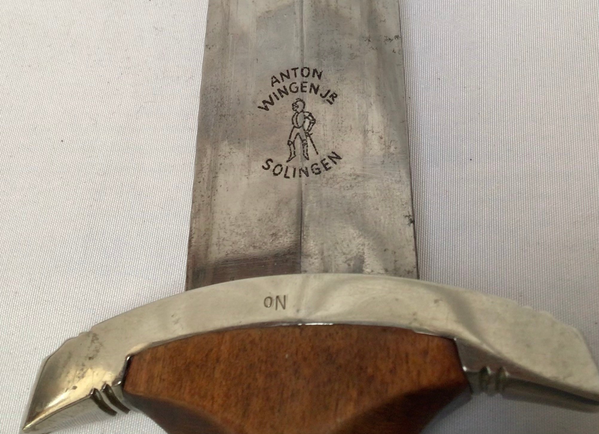 A WWII German Third Reich SA Dagger, blade engraved 'Alles Fűr Deutschland,' ricasso engraved - Image 4 of 4
