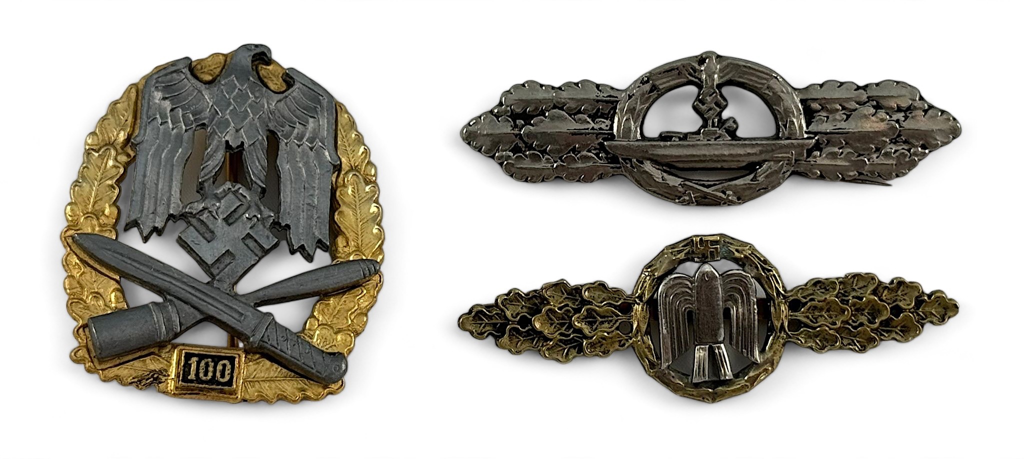 A German Third Reich Luftwaffe Bomber Clasp (gilt and white metal), together with a Kriegsmarine U-