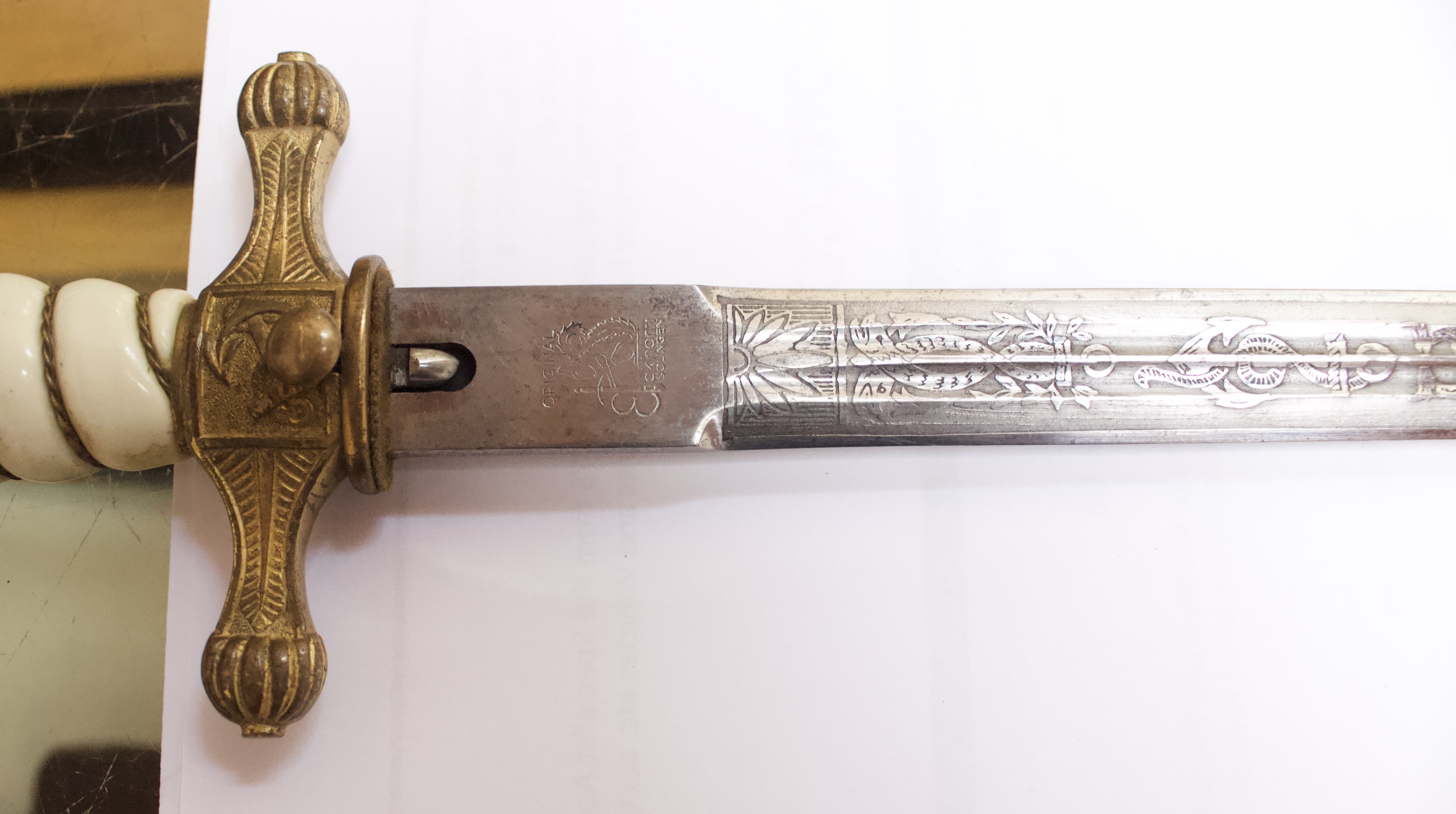 A WWII German Third Reich Kriegsmarine Dress Dagger, 25cm double-fullered blade with burnished - Image 3 of 10