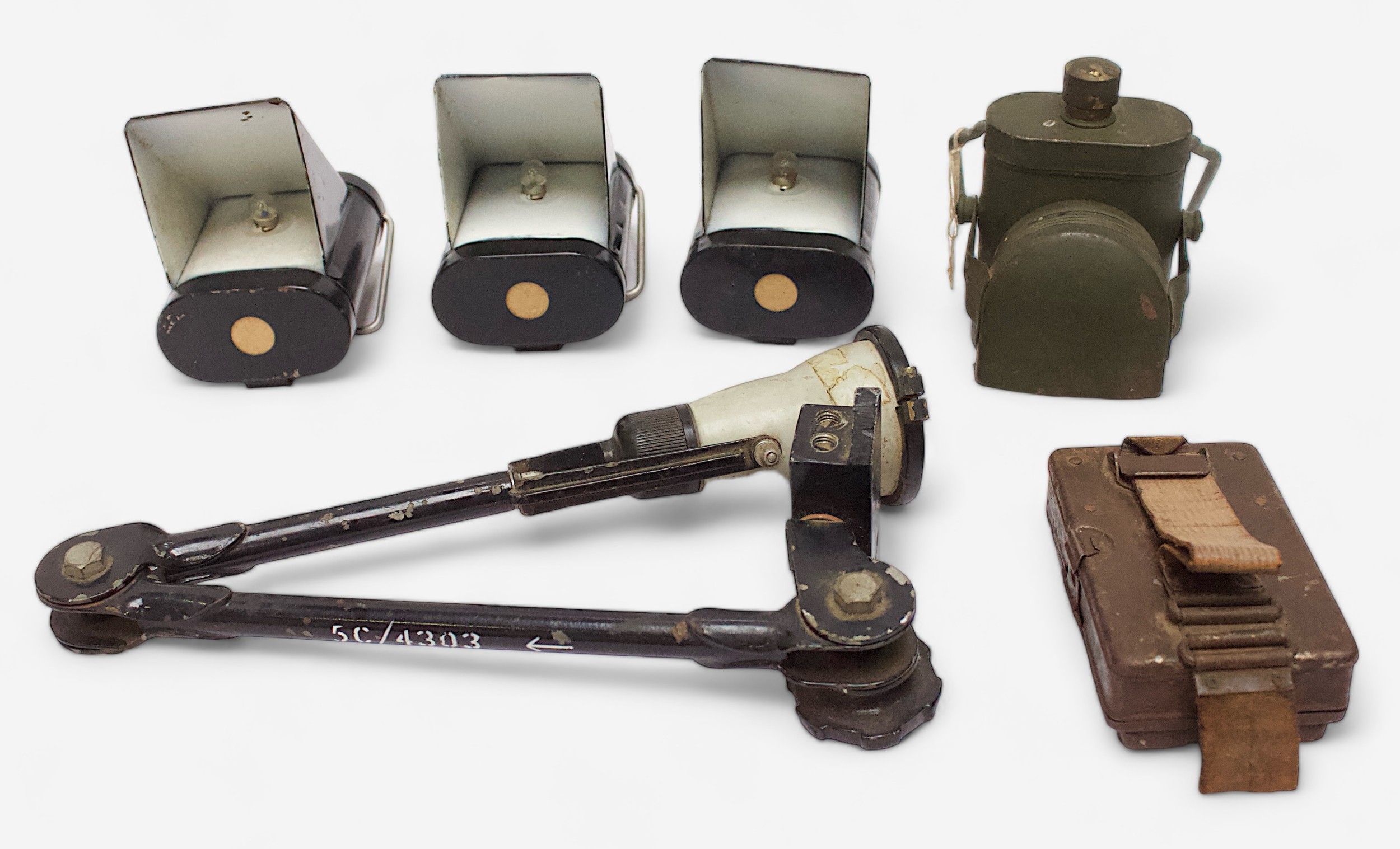 A collection of assorted WWII lamps, comprising three Air Raid Precautions (A.R.P.) lamps with - Image 2 of 2
