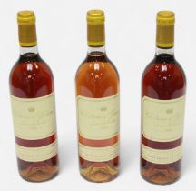 Three bottles of Chateau d’Yquem Premier Grand Cru Classe Sauternes 1990, 750ml, 13% vol.