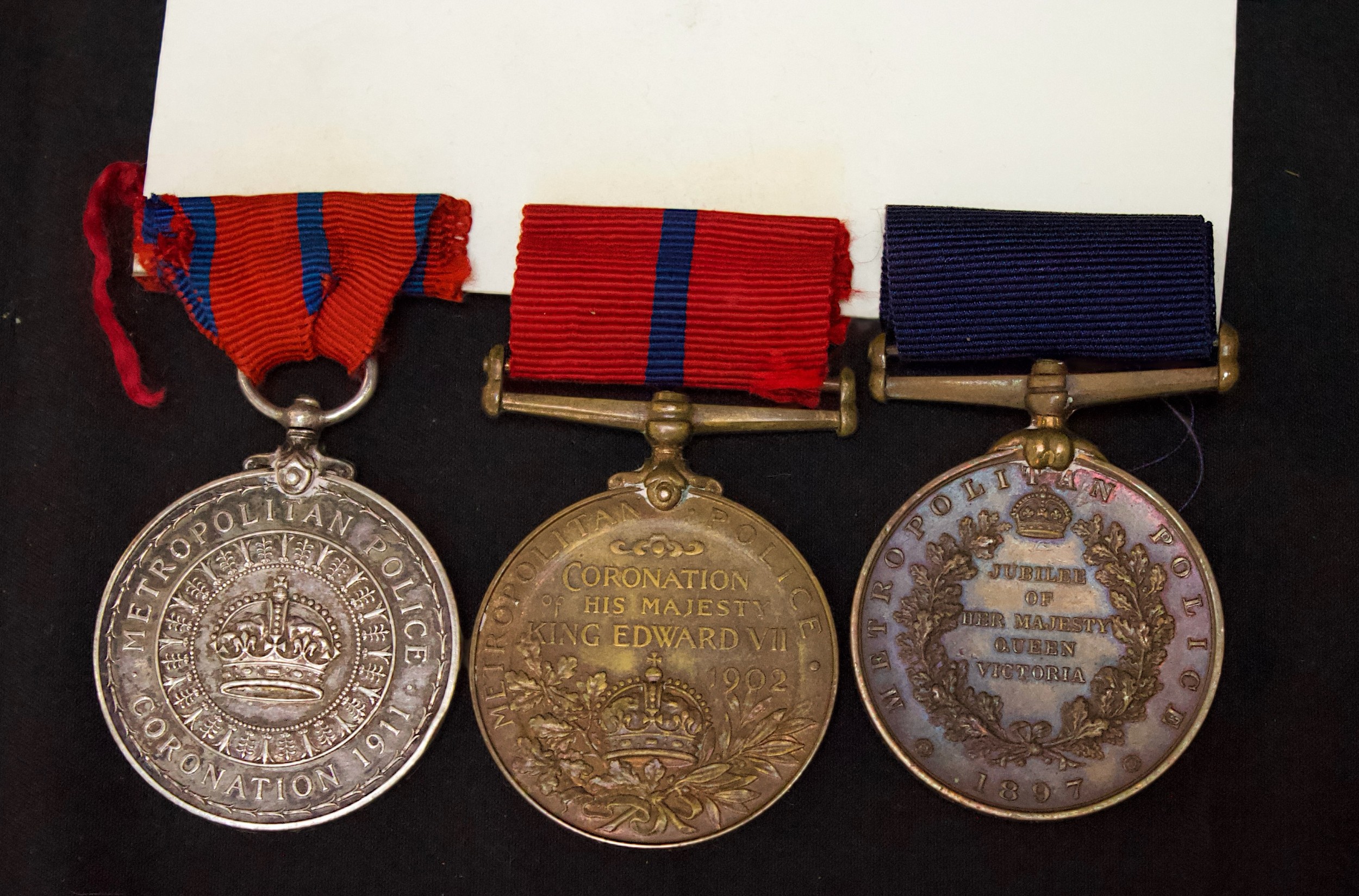 Metropolitan Police group of three to PC G. Farr, comporising Queen Victoria Diamond Jubilee - Image 2 of 2