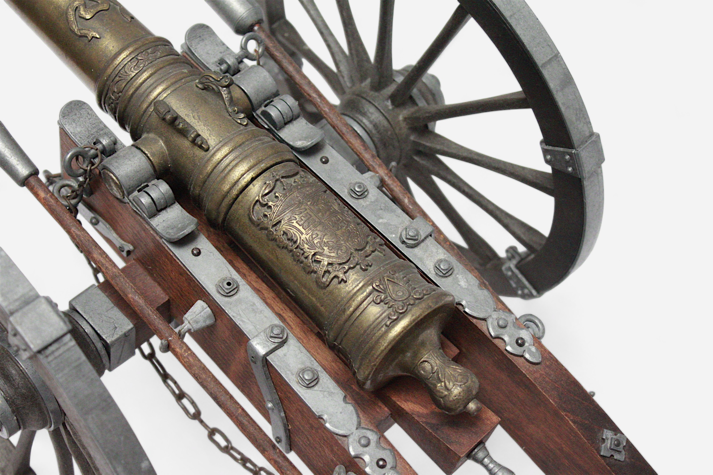 A scale model of a 19th Century French Muzzle-Loading Cannon, on two wheel carriage with loading and - Image 3 of 4