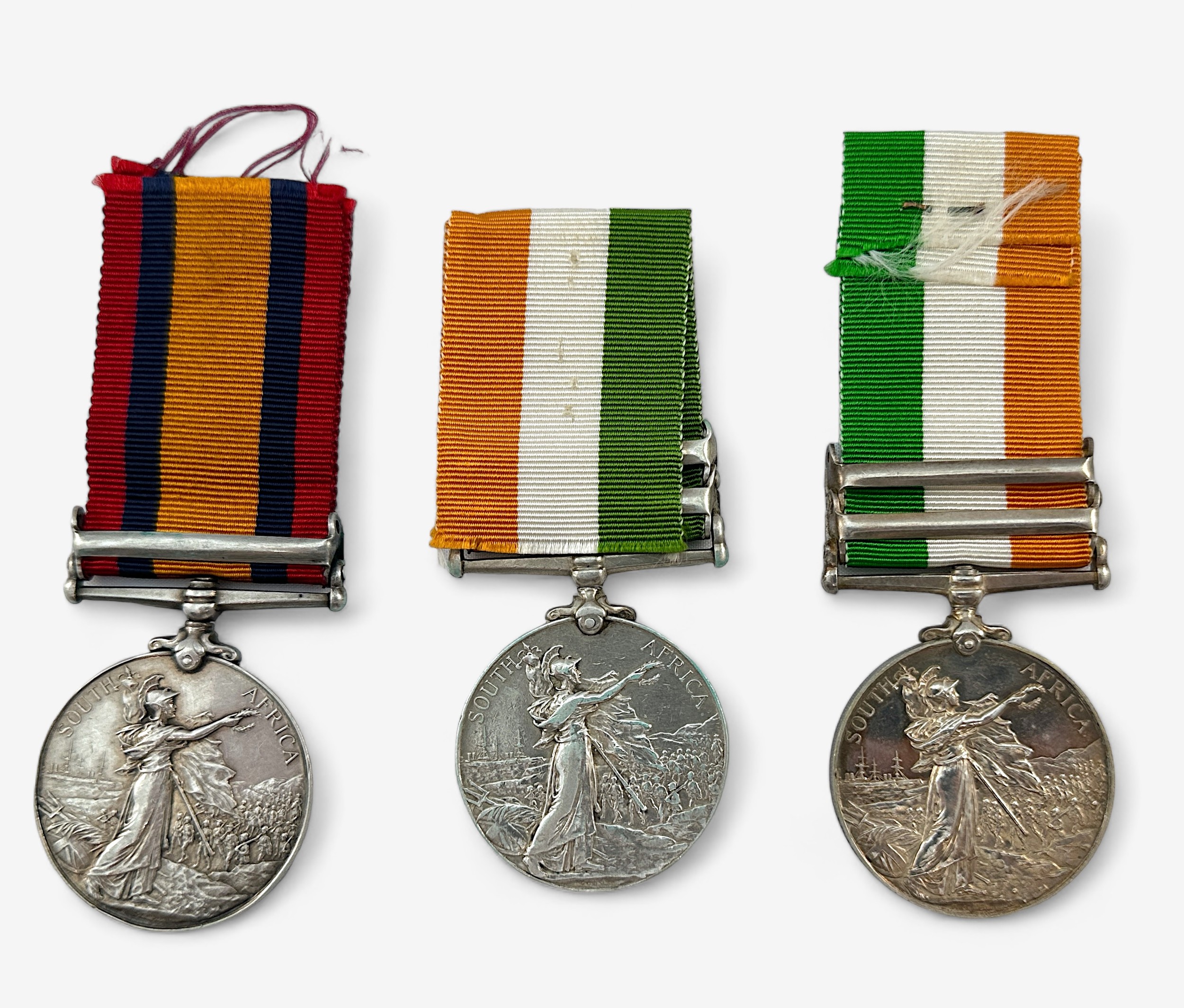 Boer War/ Irish Regiments Interest: A Queen's South Africa Medal with South Africa 1902 Clasp, to - Image 2 of 5