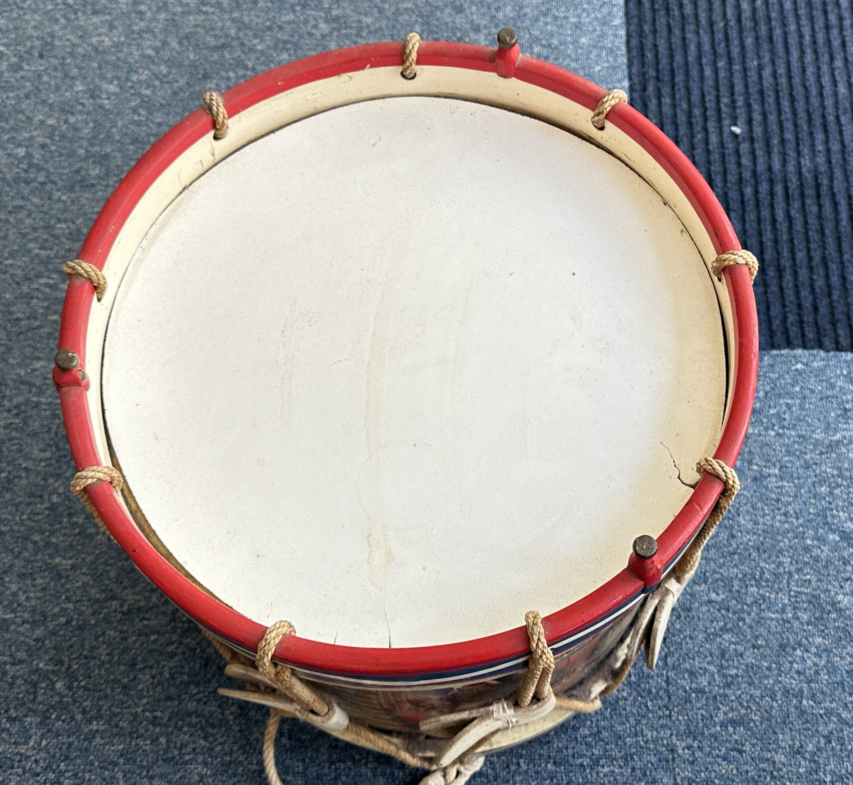 A 20th century Regimental Side Drum for the 1st Battalion Grenadier Guards and painted with Royal - Image 5 of 7